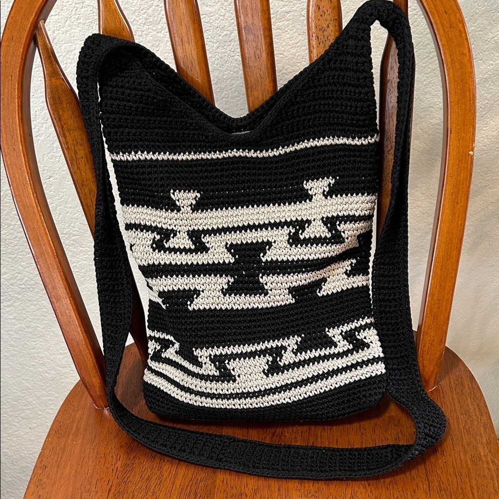 THE SAK BLACK & TAN HOBO HAND CROCHETED BAG MADE IN BALI